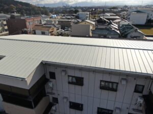 堺市北区　マンションF様　屋根カバー・軒樋交換工事